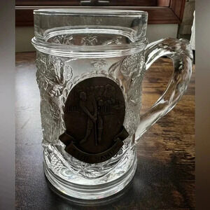 VINTAGE: The Sand Golf Stein/glass.​